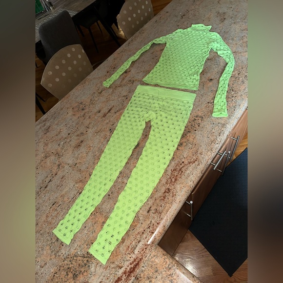 Maisie Wilen 2 Piece Nylon/Lycra FishNet Outfit😻😻😻😻😻😻😻😻 - Picture 15 of 16